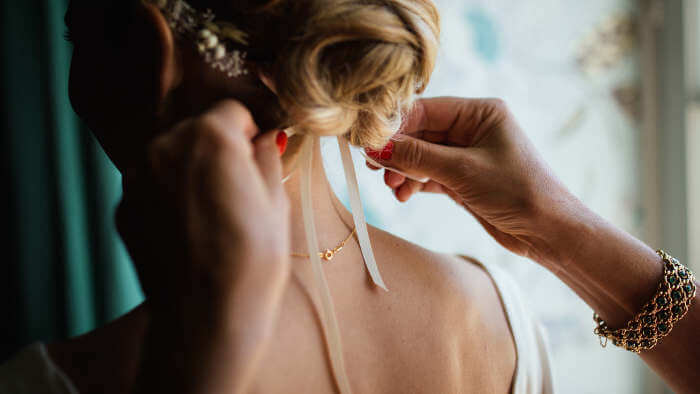 Save Money on DIY Bridal Make Up and Hair